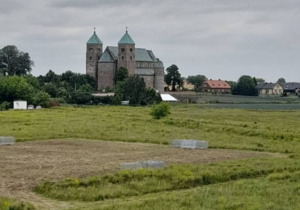 Zdjęcie 3 na 8