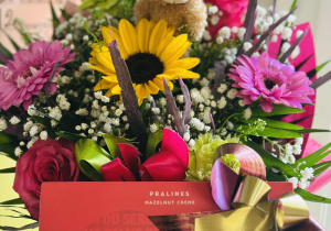 Bukiet kwiatów dla wychowawczyni