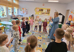 Zajęcia dzieci z psychologiem