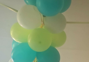 Postać dinozaura z balonów