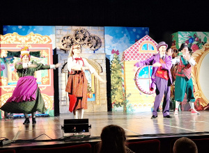 Wycieczka do Kutna na przedstawienie pt. "Dziadek do orzechów"