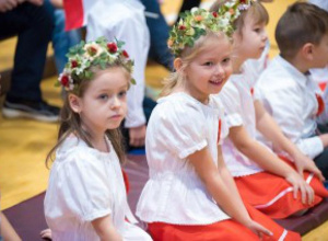 Udział w Festwalu Piosenki Patriotycznej w Szkole Podstawowej nr 4